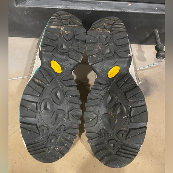 Vasque Breeze III AT Low GTX Hiking Shoes W Size 9M EU 40 RARE Gray Teal Purple - Picture 4 of 7